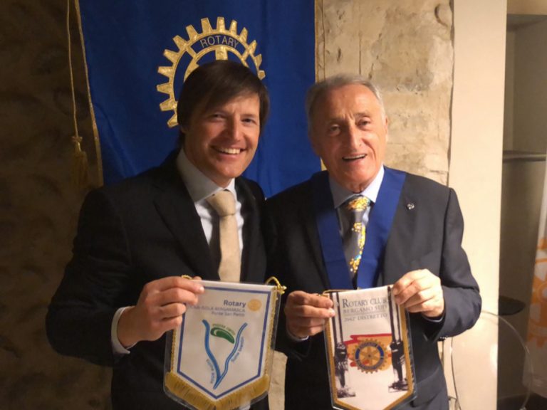 Consegna Della Charta Del Ri Al Nuovo Club Newsletter Rotary