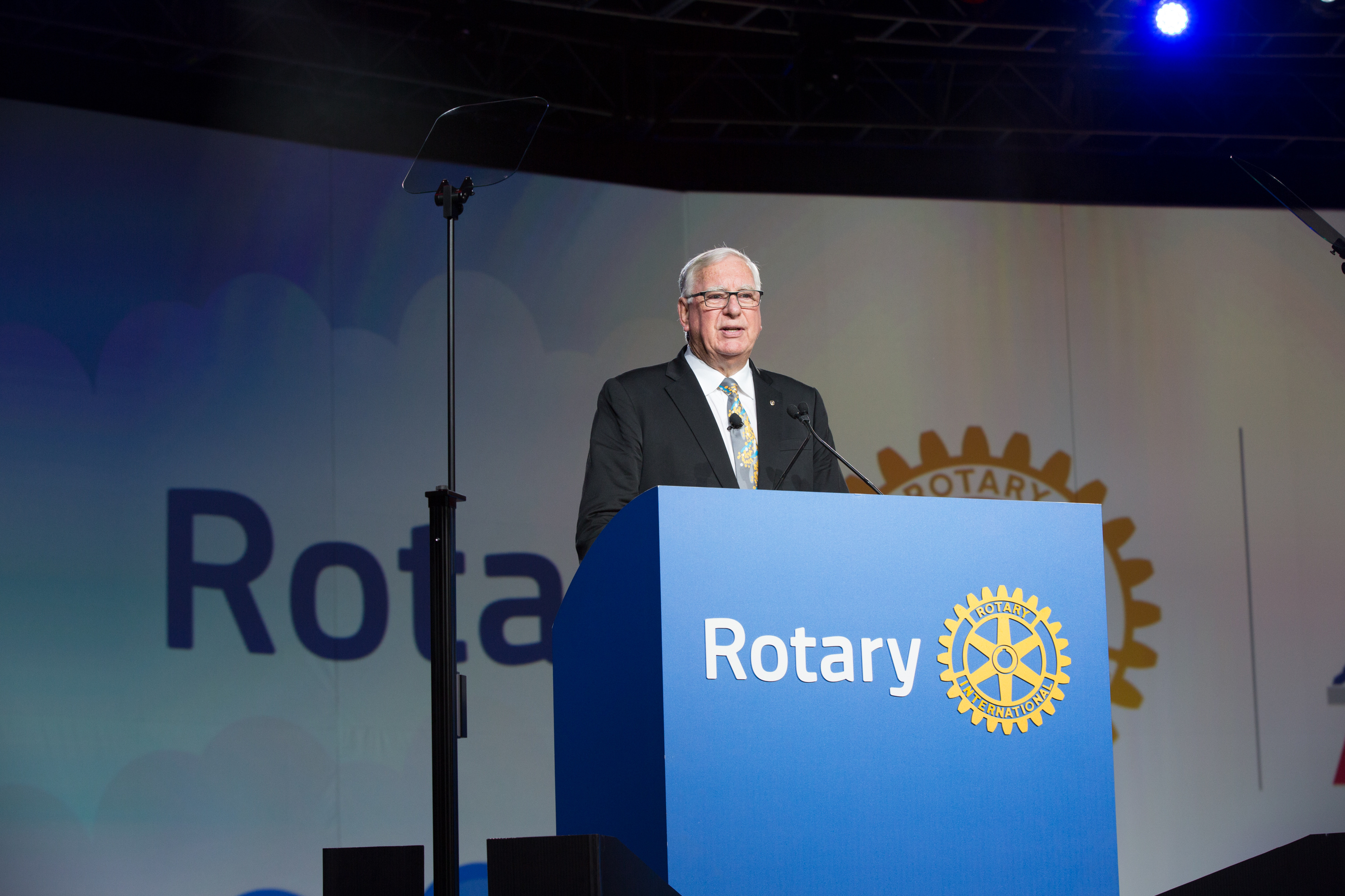 2017-18 RI President Ian H.S. Riseley speaks at the Closing ceremony, Rotary International Convention, 14 June 2017, Atlanta, Georgia, United States.
